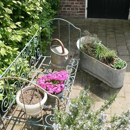 Holiday home Erfgoedlogies D'ouffenhoff Baarlo (Limburg)