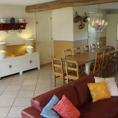 Holiday home Erfgoedlogies D'ouffenhoff Baarlo (Limburg)