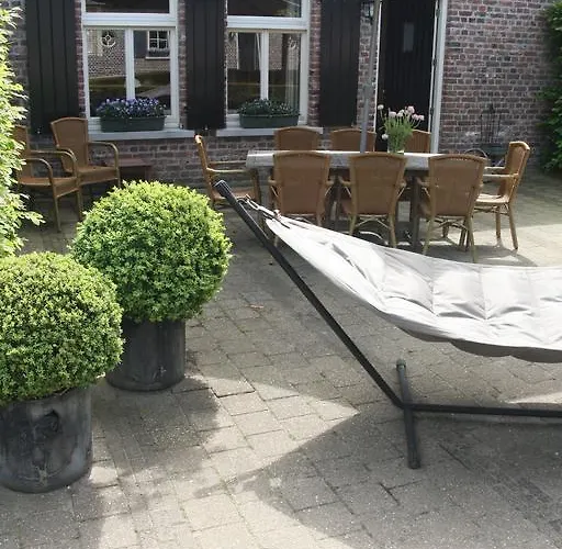 Erfgoedlogies D'ouffenhoff Holiday home *