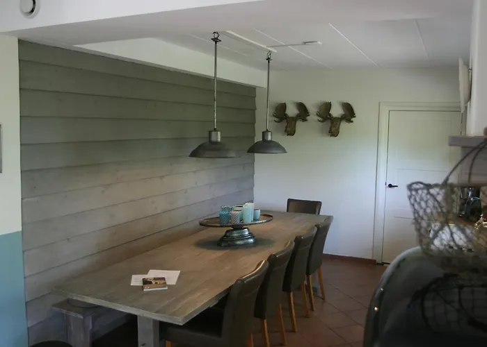 Holiday home Erfgoedlogies D'ouffenhoff Baarlo (Limburg)