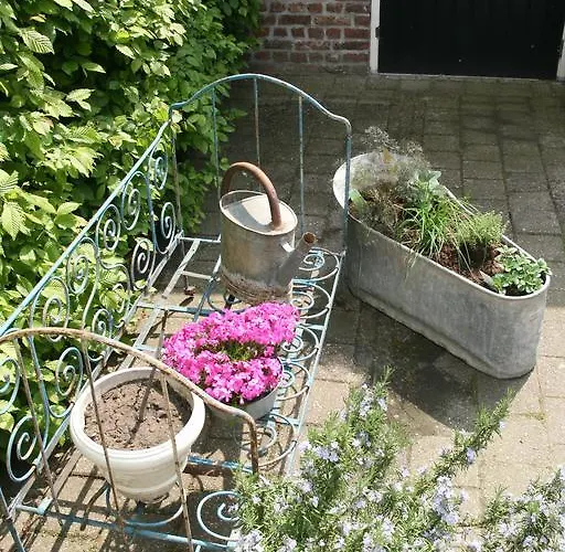 Holiday home Erfgoedlogies D'ouffenhoff Baarlo (Limburg)