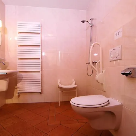 Erfgoedlogies D'ouffenhoff בית נופש בארלו