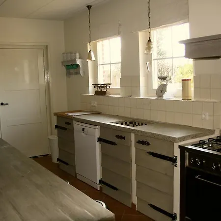 Erfgoedlogies D'ouffenhoff בית נופש בארלו