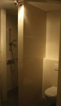 Erfgoedlogies D'ouffenhoff בית נופש